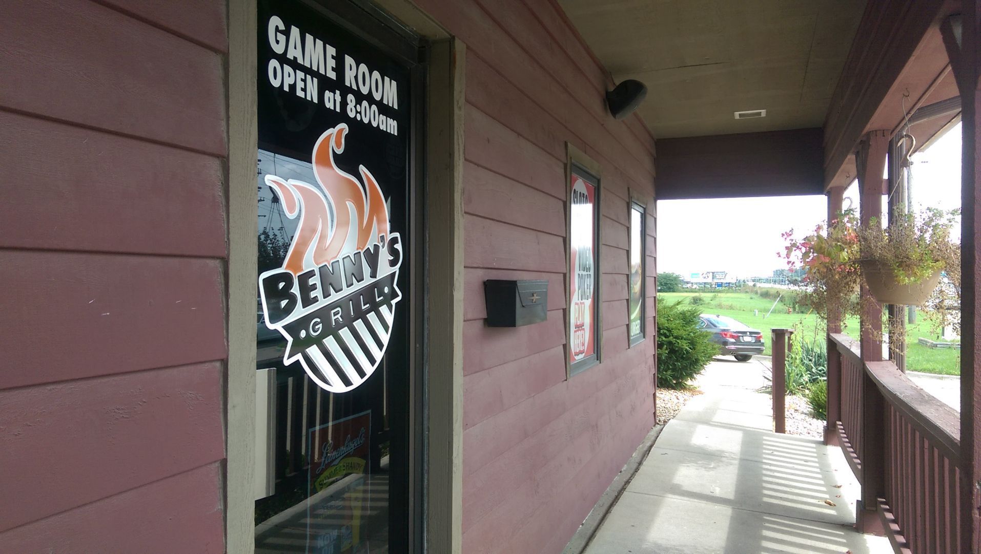 Benny's Grill